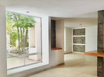 Casa de 3 habitaciones, Saltillo · Casa con 183 m² Superficie de Terreno, Construcción: 220 m², 3 Dorm. en Venta en Saltillo
