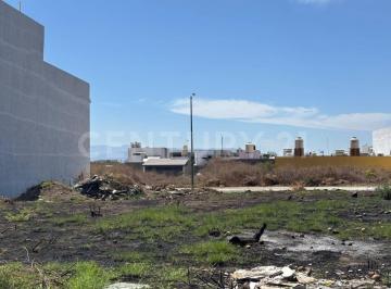 Terreno / Lote · 126m² · Terreno Habitacional en Venta en Fraccionamiento Real de San Jorge