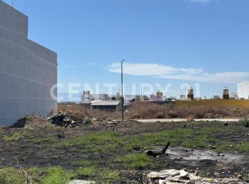 Terreno / Lote · 126m² · Terreno Habitacional en Venta en Fraccionamiento Real de San Jorge
