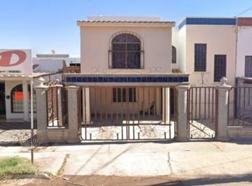 Casa de 2 habitaciones, Cajeme · Casa en Venta en Sonora Obregon Terras