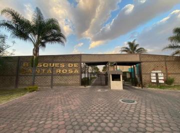 Casa · 250m² · 4 Recámaras · 2 Estacionamientos · Casa en Venta en Zona Plaza San Diego