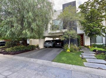 Casa en condominio de 4 habitaciones, Zapopan · Casa en Venta, en Ceiba Residencial