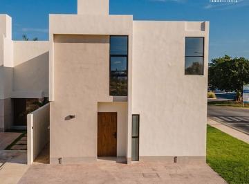 Casa · 84m² · 2 Recámaras · 2 Estacionamientos · Casa en Tixcacal Opichen