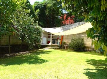 Casa · 176m² · 2 Recámaras · 2 Estacionamientos · Casa Sola en Venta, Loma Bonita, Pueblo de Ahuatepec, Calle Cerrada con Porton Eléctrico.
