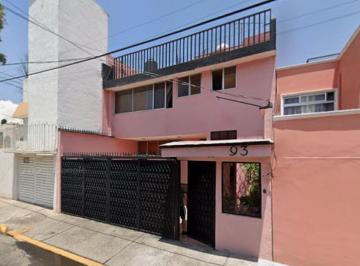 Casa de 3 habitaciones, Coyoacán · Se Vende Casa en Ejido de Churubusco