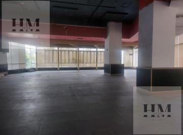 Local comercial · 704m² · Local en Boulevares