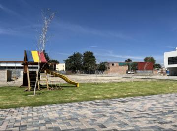 Terreno / Lote en Venta  Fraccionamiento Santa Cruz Buenavista · Terreno en Venta en Punta Loma Cerca de Calzada Zavaleta