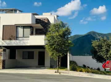 Casa · 203m² · 3 Recámaras · Casa - Fraccionamiento Montellán