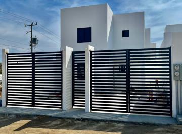 imagenPortal · Casa en Venta en Cabo San Lucas | 3 Recamaras, 2.5 Baños, Incluye Cocina y Closets | Cerca de Issste