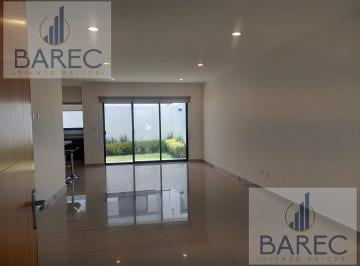 Casa · 280m² · 4 Recámaras · 3 Estacionamientos · Casa en Venta en Juriquilla La Condesa