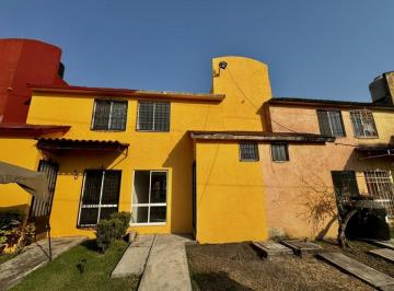 Casa en condominio · 65m² · 2 Recámaras · 2 Estacionamientos · Casa en Fraccionamiento Villas de Xochitepec "C"