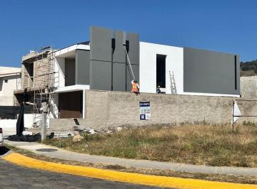 Casa · 240m² · 4 Recámaras · 3 Estacionamientos · Casa en Preventa en Bosques de Santa Anita