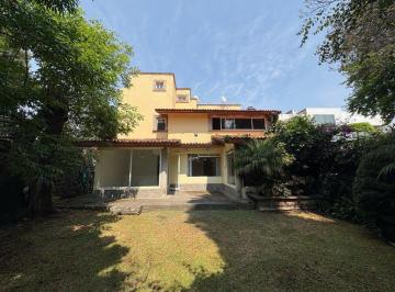 Casa · 548m² · 3 Recámaras · 2 Estacionamientos · Casa en Venta en San Jeronimo