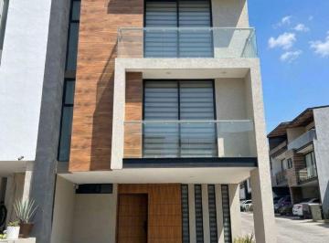 Casa en condominio de 3 habitaciones, Atizapán de Zaragoza · Casa con 220 m² de Construcción, 3 Recámaras en Venta en Residencial Lago Esmeralda