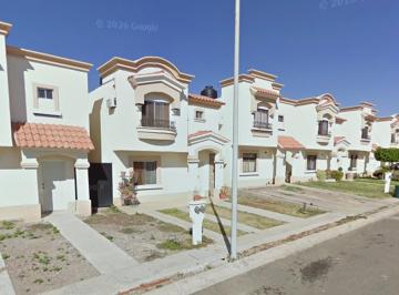 Casa de 3 habitaciones, Guaymas · Hermosa Casa en Venta en Guaymas Sonora a 2 Km de La Playa a un Precio Espectacular!