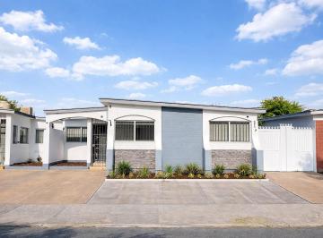 Casa de 4 habitaciones, Chihuahua · Casa en Venta de un Piso en San Felipe, Cerca Av Cantera y Av San Felipe