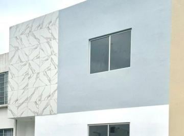 Casa · 120m² · 3 Recámaras · 2 Estacionamientos · Hermosa Casa Nueva en Hacienda Santa Cruz del Valle