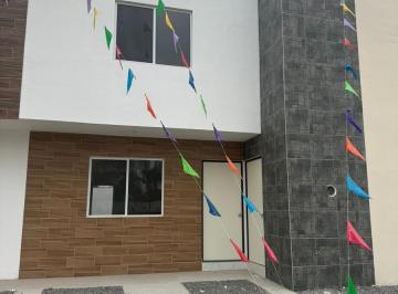 Casa · 125m² · 3 Recámaras · 2 Estacionamientos · Casa Nueva en Hacienda Santa Cruz