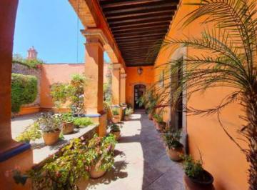 Huerta · 4066m² · 12 Recámaras · 8 Estacionamientos · Hacienda en Venta en Papalotla, Estado de Mexico!