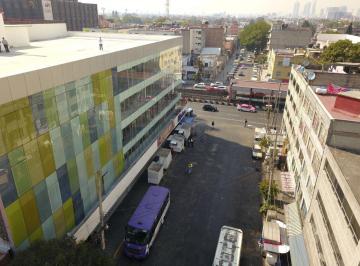 Oficina · Piso Para Oficinas en Edificio Corporativo en Renta en San Antonio Abad!