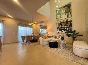 Casa · 272m² · 3 Recámaras · 2 Estacionamientos · Casa en Venta de 3 Niveles Ubicada en Dominio Cumbres, Arriba de Av Paseo de Los Leones