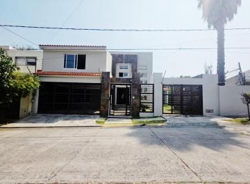 Casa en condominio de 3 habitaciones, Tlalnepantla de Baz · Espectacular Casa en Venta en Magisterial Vista Bella