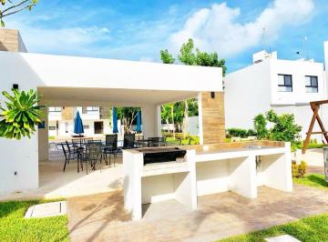 Casa de 3 habitaciones, Solidaridad · Casa Paraiso en Playa del Carmen