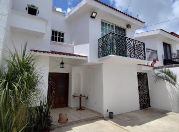 Casa · 150m² · 3 Recámaras · 3 Estacionamientos · Casa Amueblada en Renta Sac - Lol Supmz 50, Av Nichupte y Kohunlich