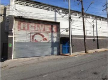 8cc71761ddd103a4c464a1157c44e4d56395db4bfb0f6b0eb44f8d289ae4514a · Bodega en Renta en Av Eloy Cavazos
