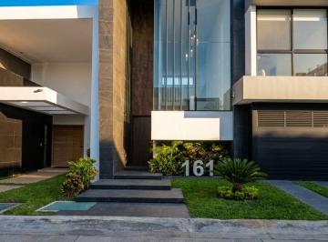 Casa de 4 habitaciones, Alvarado · Casa en Venta en Fracc Punta Tiburón