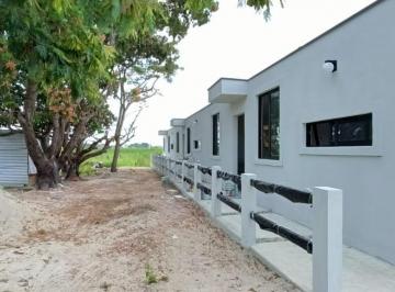 Casa · 65m² · 2 Recámaras · 1 Estacionamiento · Casa en Bosques de Saloya