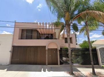 Casa en Venta de 5 habitaciones Fraccionamiento Jardines de La Concepcíon · Casa en Venta en Aguascalientes Jardines de La Concepcion I
