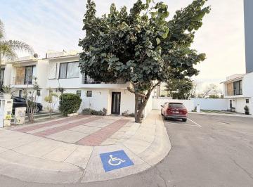 9c18c825ca864da0d93ee31eb83ef40eafe69ce9b203704beef7740dc24f68ab · Renta Casa Juriquilla Santa Fe Querétaro