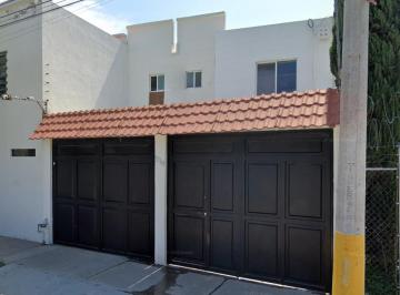 Casa de 3 habitaciones, León · Casa en Venta en Guanajuato Leon de Los Aldama El Condado Plus