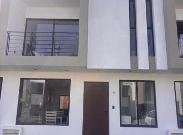Casa · 138m² · 4 Recámaras · 2 Estacionamientos · Casa en Centro Jiutepec