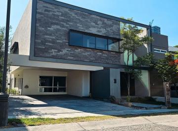 c7df95447f481da3cc9666adaab0ead3be9fb457c8a9fe8f286304162db684f8 · Casa Moderna en Condominio Puerta Plata