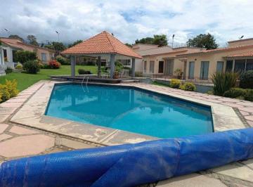 Casa en condominio de 4 habitaciones, Cuernavaca · Casa en Venta en Condominio