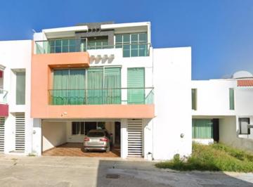 Casa de 4 habitaciones, Tuxtla Gutiérrez · Casa en Venta en Chiapas Tuxtla Gutierrez Fraccionamiento Las Nubes