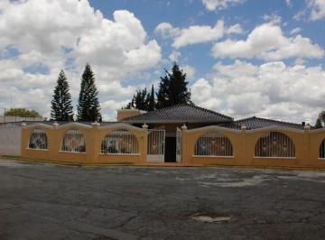 Casa · 1m² · 4 Recámaras · Casa en Venta Cuando El Espacio, La Ubicación y El Lujo Se Alinean Residencia en La Concepción Buen