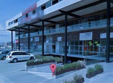 Local comercial , Querétaro · Local Comercial con Gran Visibilidad y Excelente Ubicación