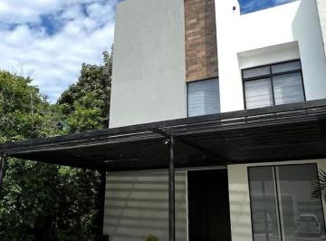 Casa de 3 habitaciones, Benito Juárez · Casa en Renta en Residencial Aqua – Cancún Baja de Precio $35,000