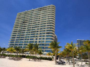 Departamento de 3 habitaciones, Cancún · En Venta Amueblado, Imponente Departamento en Puerto Cancún