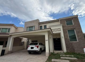 Casa de 3 habitaciones, Saltillo · Casa Renta Fracc. Canteras por Colosio a 5 Min. de Heb