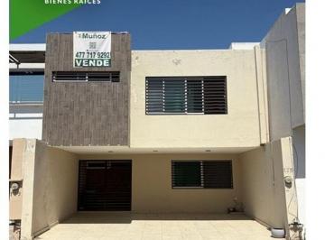 Casa de 3 habitaciones, León · Casa en Venta Residencial Titanio Leon Gto