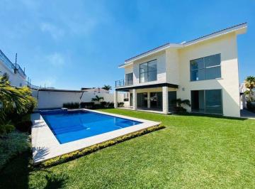 Casa · 353m² · 3 Recámaras · 3 Estacionamientos · Casa en Venta en Paraíso Country Club