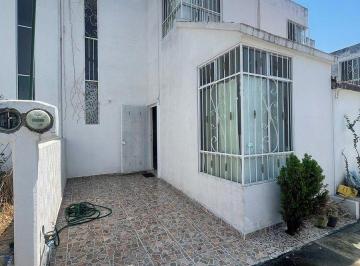 Casa de 3 habitaciones, Ayala · Se Vende Casa con Alberca Común, Residencial Las Villas, Tlayecac, Morelos