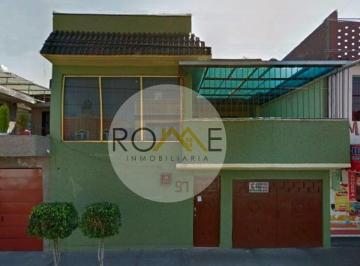 Casa de 4 habitaciones, Nezahualcóyotl · Casa en Nezahualcóyotl en Remate Bancario Cerca de Zoológico Parque del Pueblo