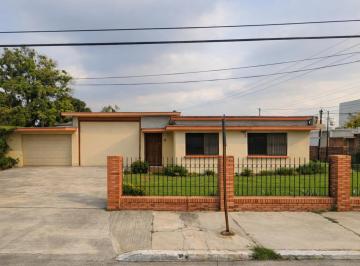 Casa de 4 habitaciones, Tampico · Venta de Casa en Colonia Petrolera Tampico Tamaulipas