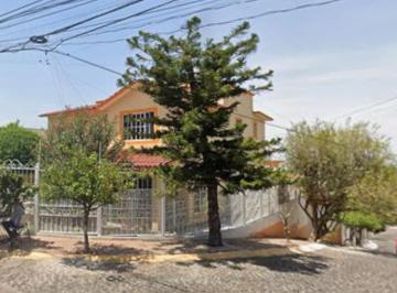 Casa de 5 habitaciones, Querétaro · ¡Preparate Para Estrenar Una Casota!propiedad en Santiago Queretaro Arboledas 76140