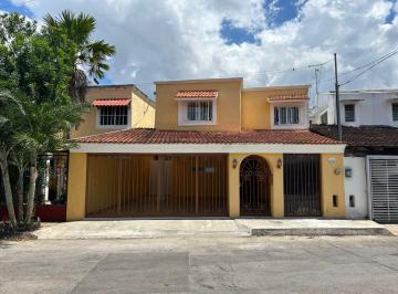 Casa de 3 habitaciones, Mérida · Casa en Venta en Colonia Camara de Comercio Norte, Lista Para Habitar
